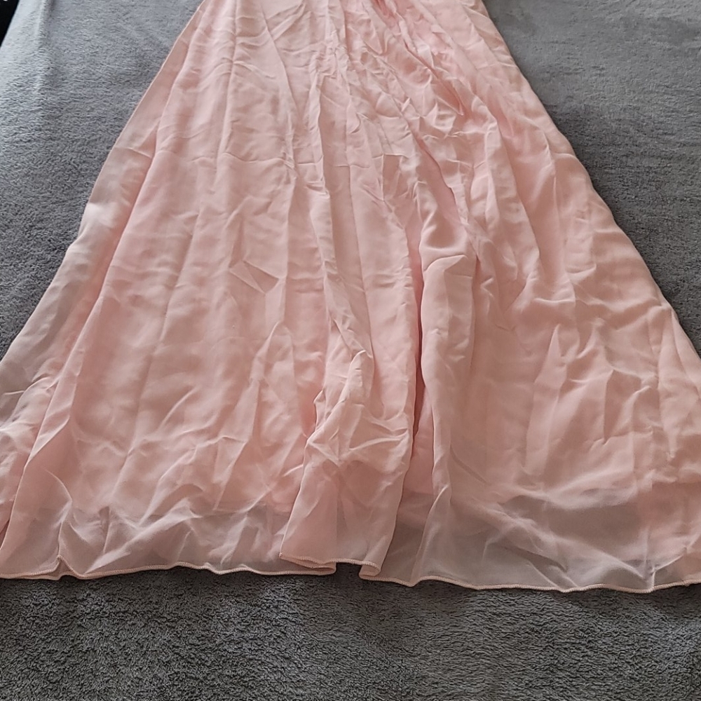 Dress - Picture 2 of 4